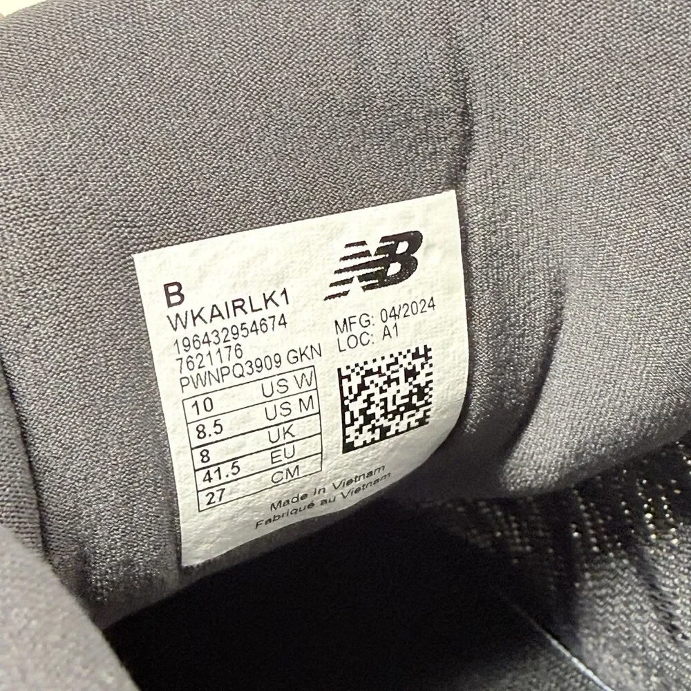 New Balance Black and White Women's Running Sneakers